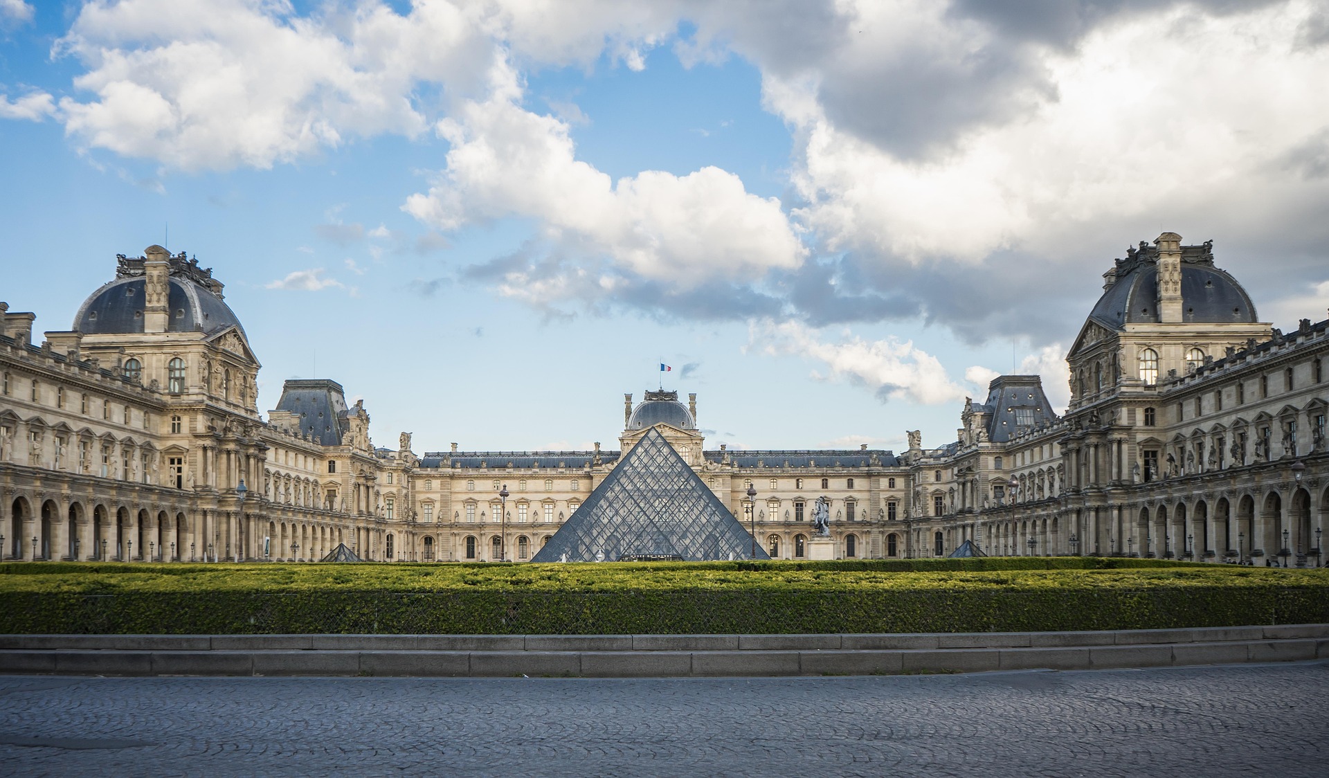 louvre paris